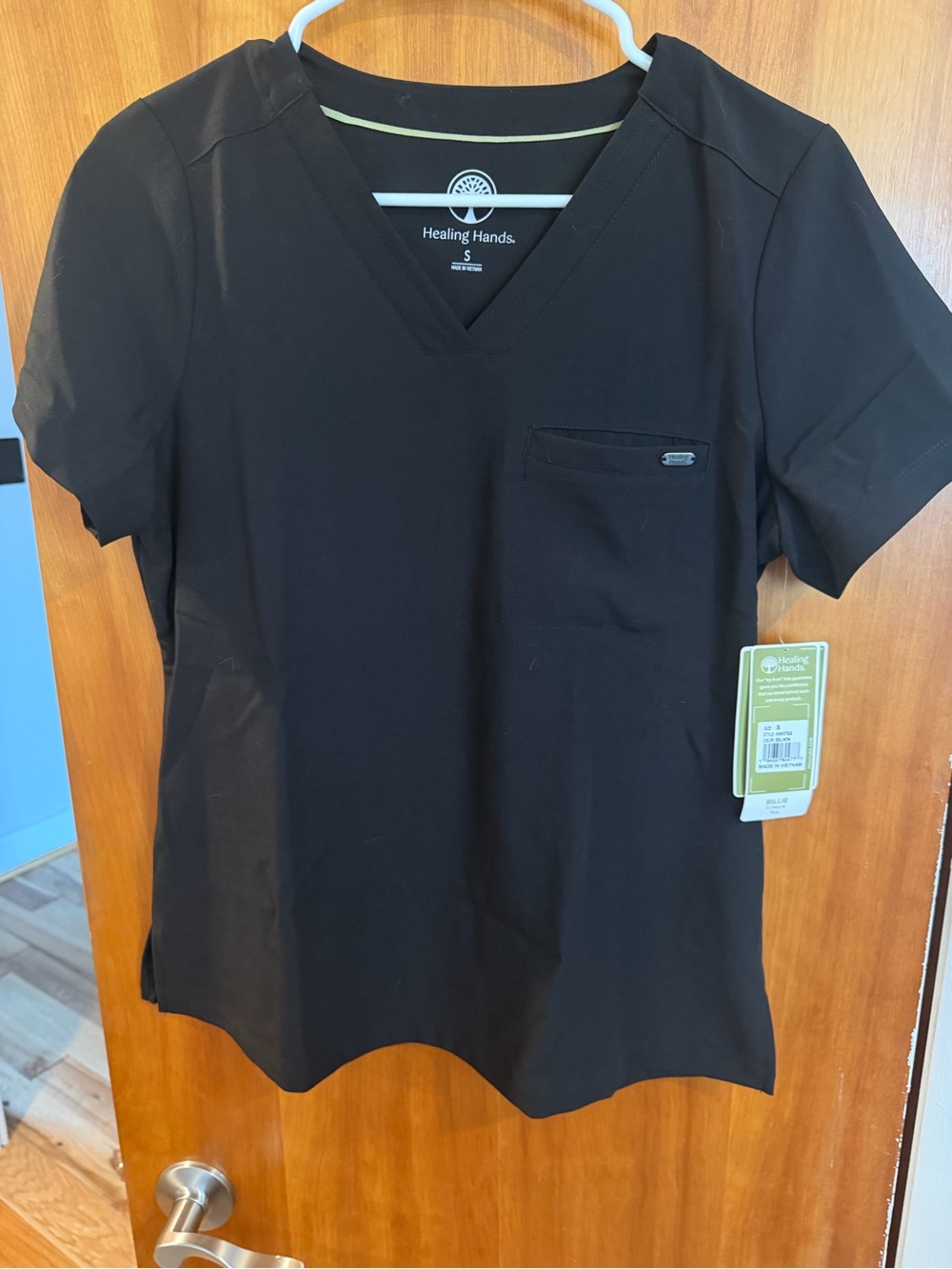 healing hands Black Billie V-Neck Scrub Top
